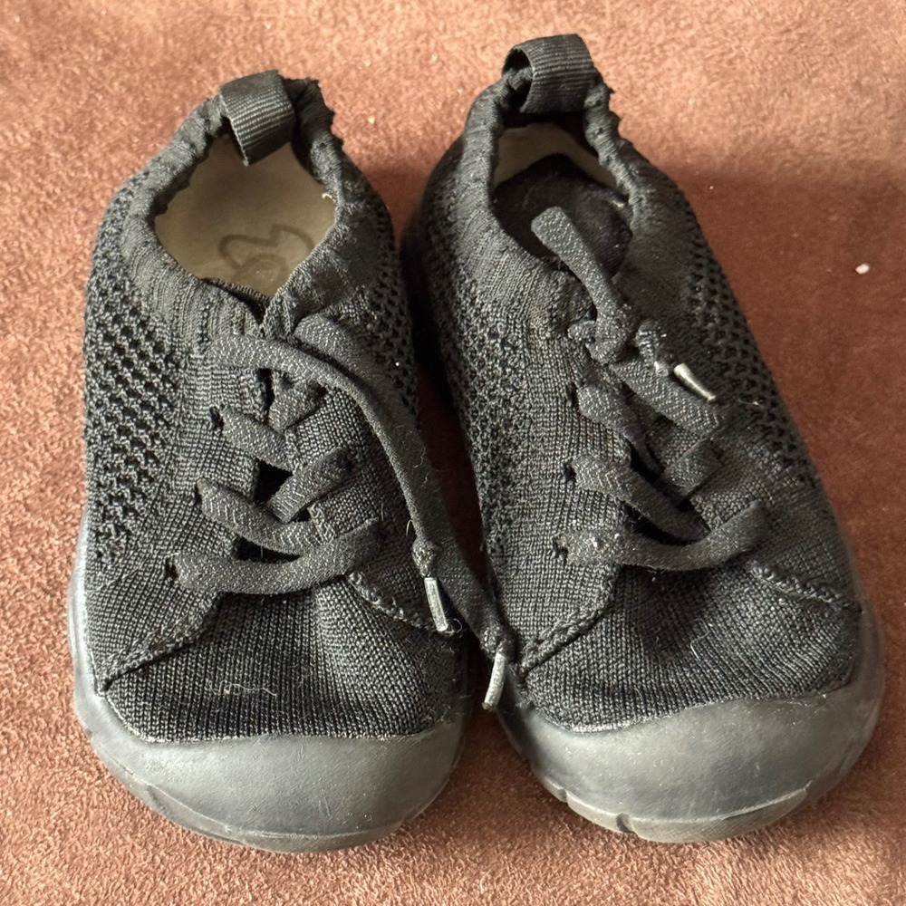 Kids Toddler Black Knit Slip On Athletic Sneakers Mesh Shoes Size 6 7 Inch Sole